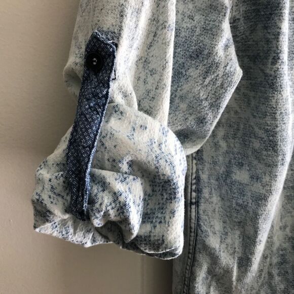 Buffalo Washed Denim Button down (M) - Picture 11 of 11